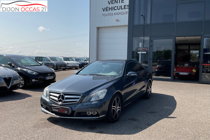 MERCEDES CLASSE E COUPE