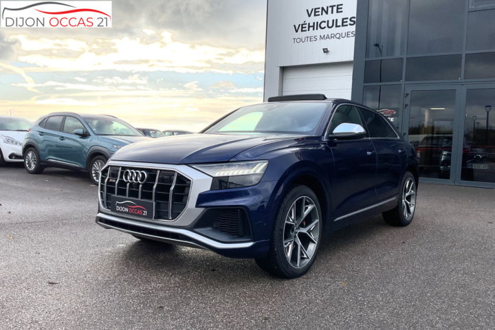 AUDI SQ8