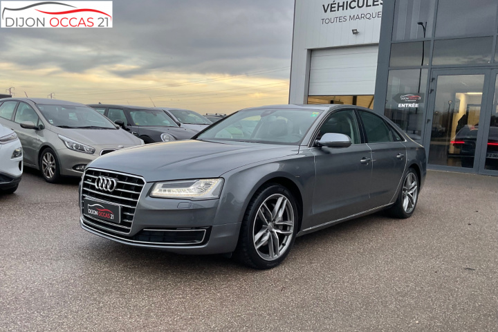 AUDI A8